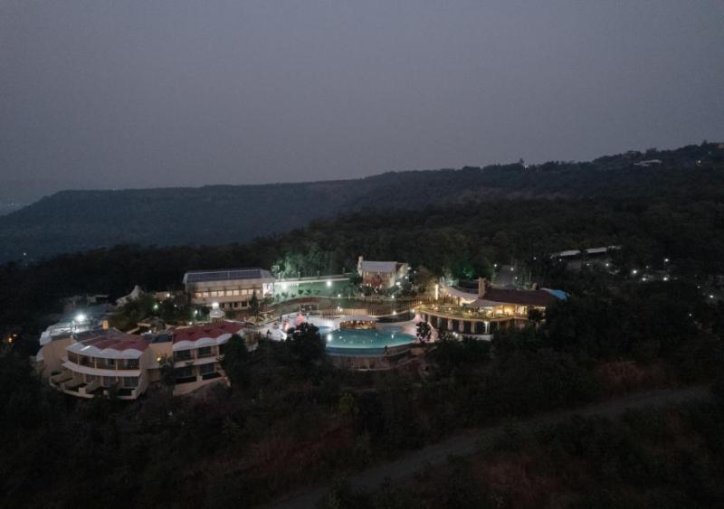 Wildernest Hilltop Resort Mangvadi Ngoại thất bức ảnh